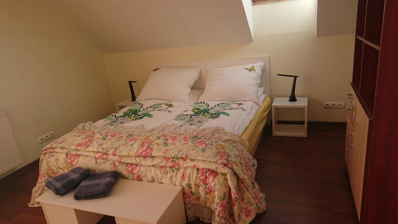 Dionizy Hotel Kosakowo Eksteriør billede